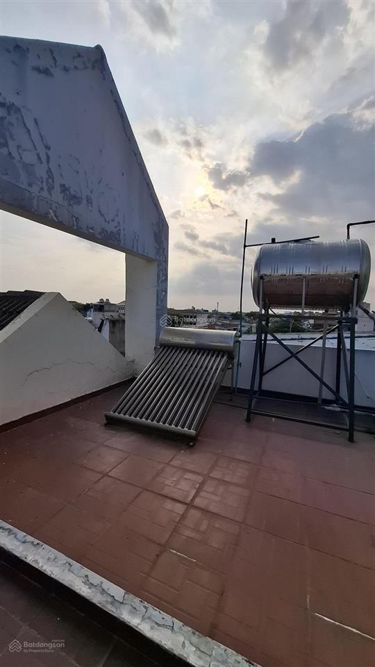 Nhà phố hóc môn , 110 m2 , sổ hồng riêng