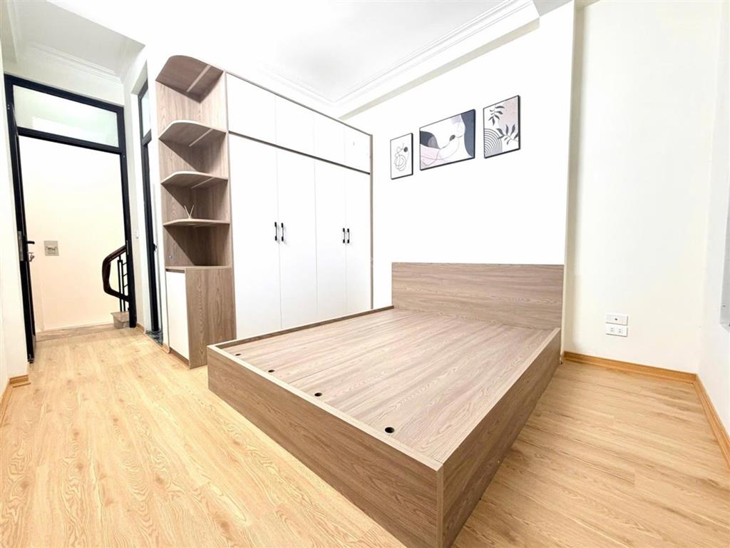 Bán nhà riêng tại khuất duy tiến, 7,1 tỷ, 23 m2, 3pn, 3wc, 6 tầng