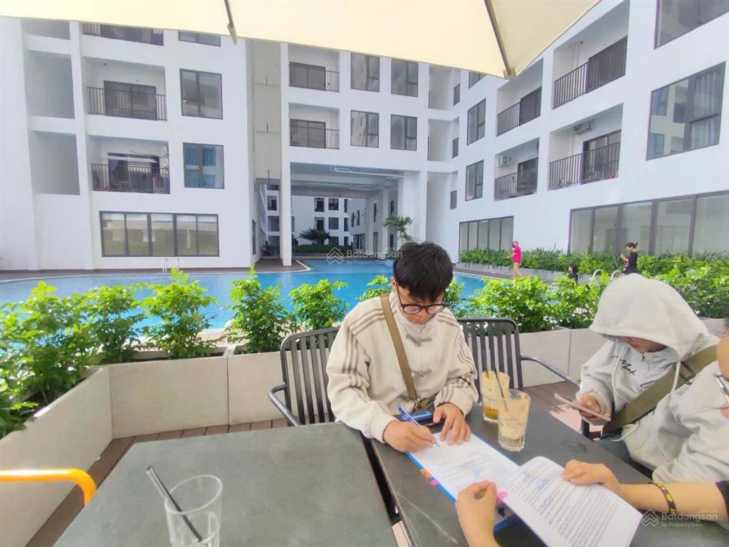 Bán gấp căn 1pn benhill view hồ bơi giá chỉ 1ty250 bao sổ