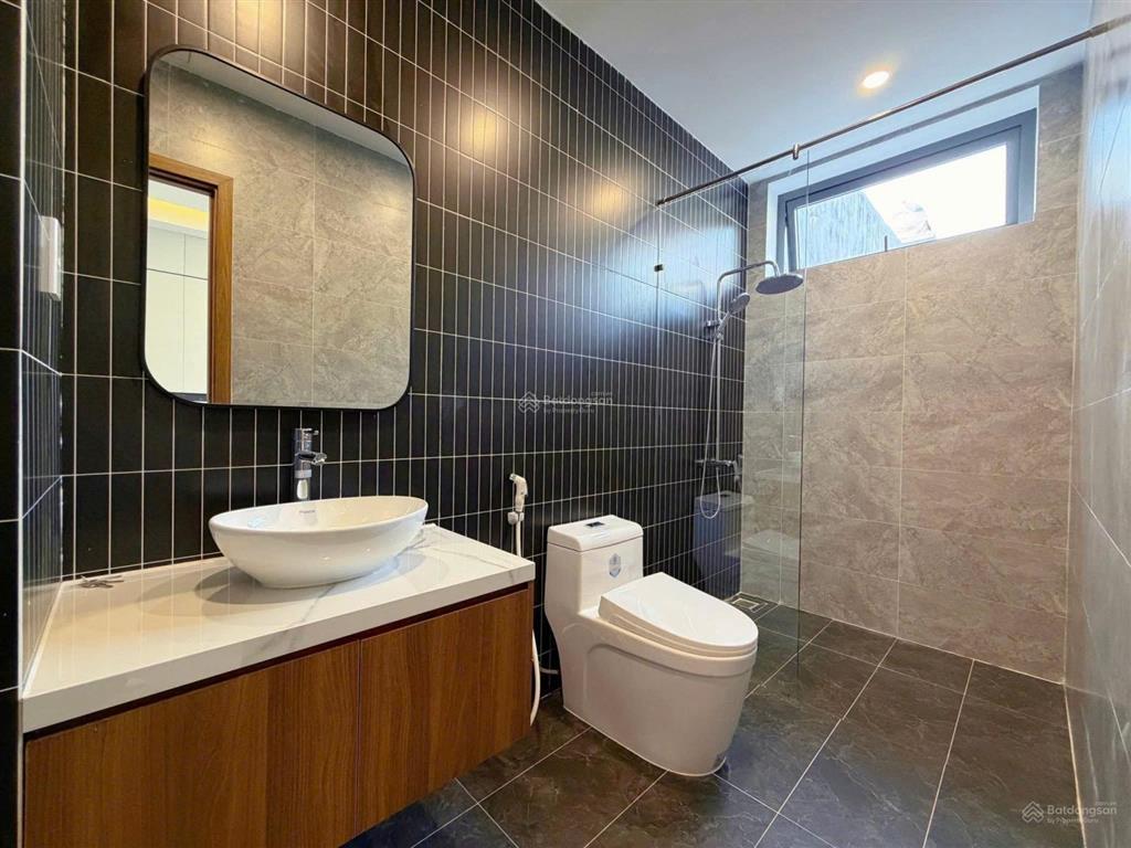 Bán nhà phố 3 tầng mới 100% hoà xuân hiện đại