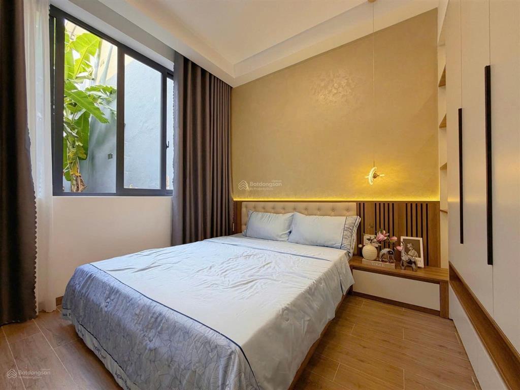 Bán nhà phố 3 tầng mới 100% hoà xuân hiện đại