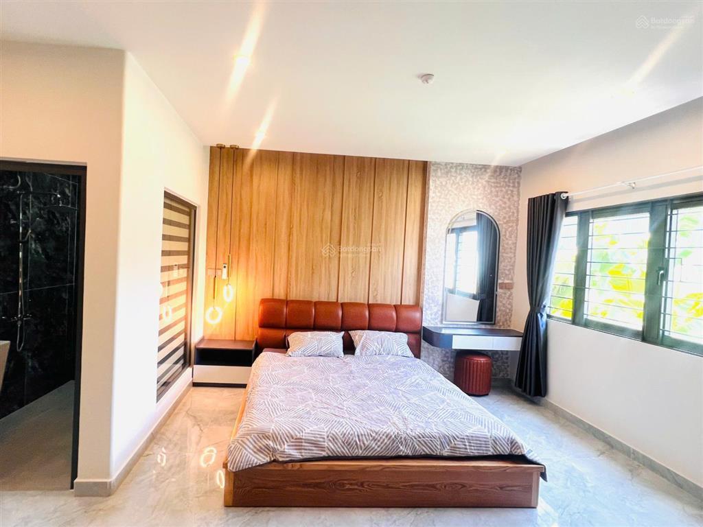 Bán nhà phố vũ đình liên vị trí siêu đẹp