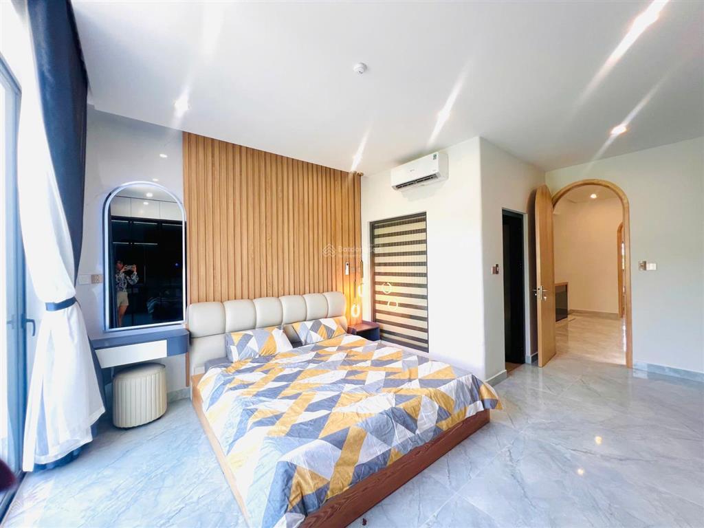 Bán nhà phố vũ đình liên vị trí siêu đẹp