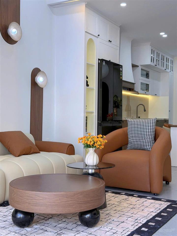 Bán căn nhà hoà xuân , mẫu mã và trang thiết bị hiện đại