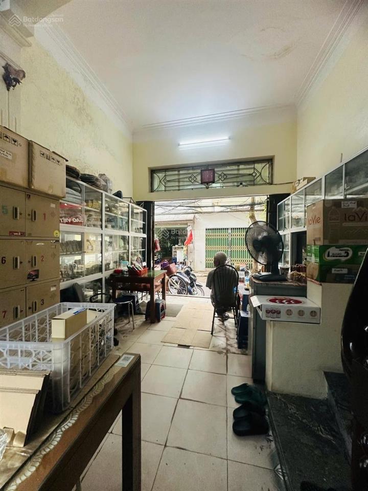 Siêu phẩm nguyễn văn huyên, cầu giấy ô tô kinh doanh 32m2 5 tầng  mặt tiền 4.2m gía nhỉnh