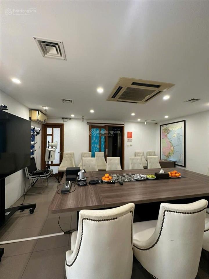 Bán gấp lô góc nguyễn văn huyên, cầu giấy ô tôthang máy37m28 tầng  mặt tiền 12m  nhỉnh 18 tỷ.