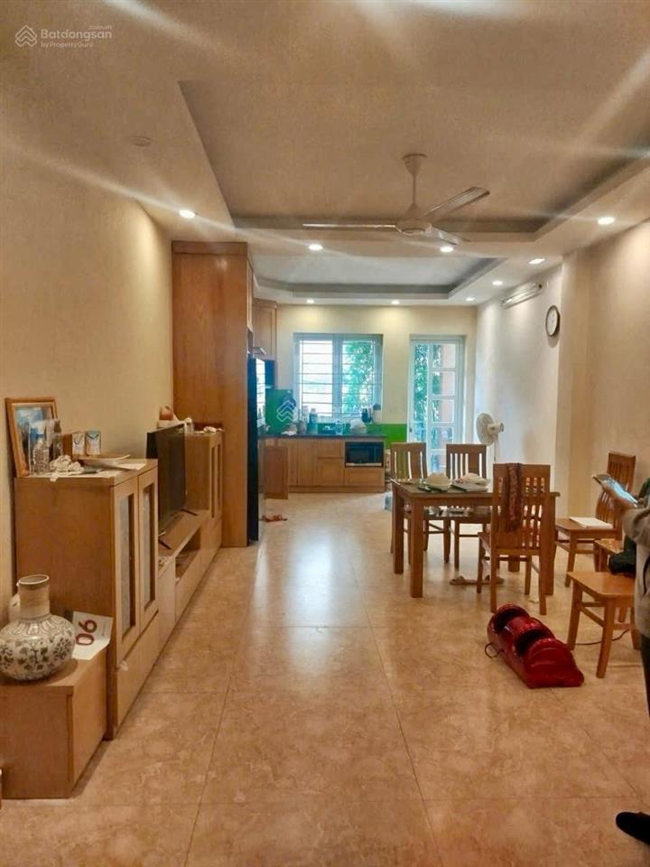 Cần tiền bán gấp mặt ngõ hoàng quốc việt, cầu giấy, thang máy110m24 tầngmt4.1mnhỉnh 31 tỷ.