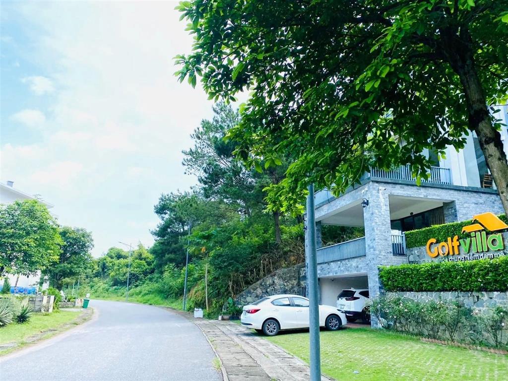 Villa gofl villa tam đảo, vĩnh phúc, với dts 2300m2 sử dụng, doanh thu 2,4tỷ/năm, là nới đáng đt