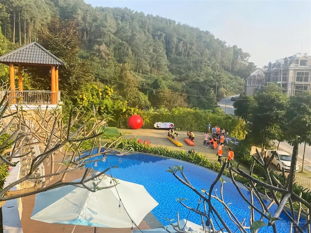 Villa gofl villa tam đảo, vĩnh phúc, với dts 2300m2 sử dụng, doanh thu 2,4tỷ/năm, là nới đáng đt