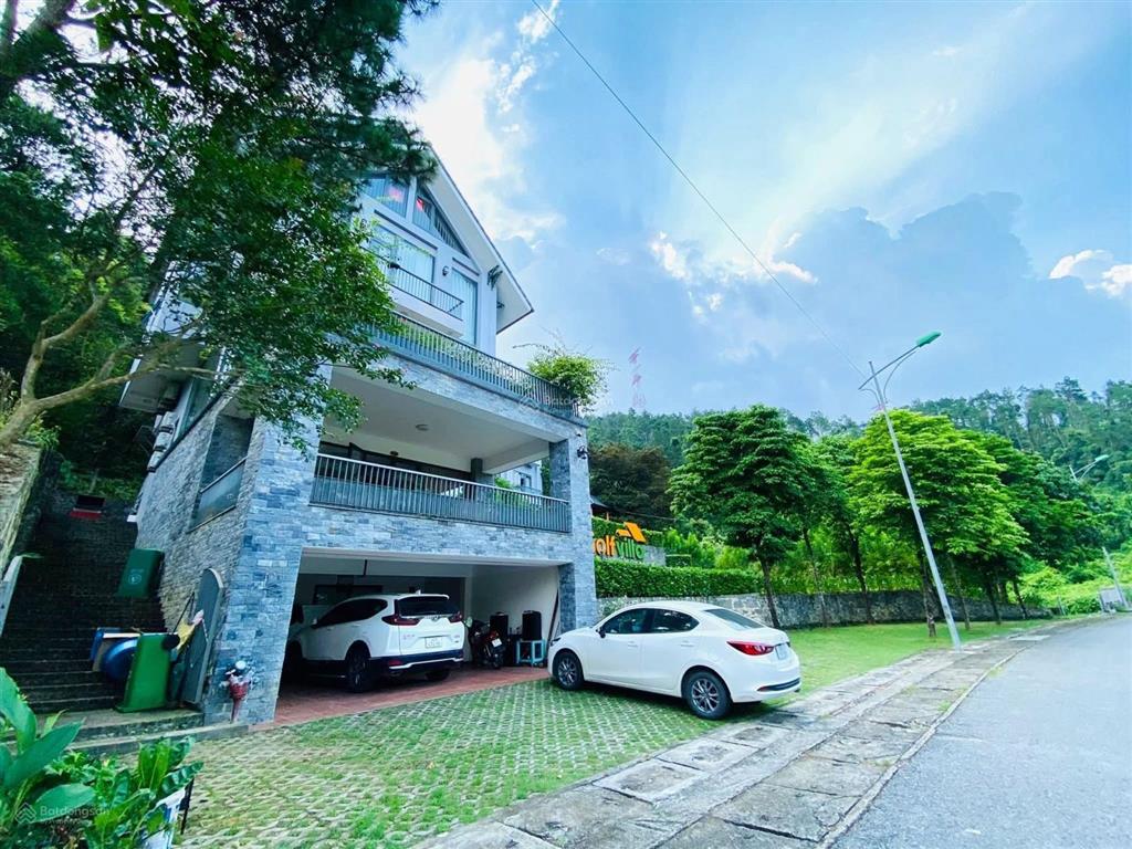 Villa gofl villa tam đảo, vĩnh phúc, với dts 2300m2 sử dụng, doanh thu 2,4tỷ/năm, là nới đáng đt