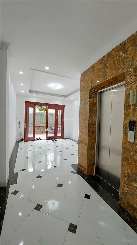 Phân lô, phú thượng, tây hồ, dt 45m2 x 7t thang máy, oto tránh, nhà cách quần thể ciputra chỉ 100m