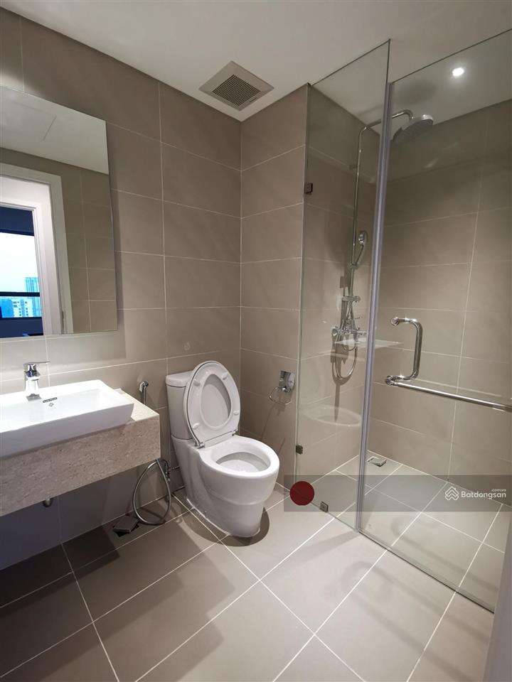 Tin và hình xác thực 200% || 2 phòng ngủ view nội khu  ban công hướng tây  dt 89m2  giá 11,5 tỷ