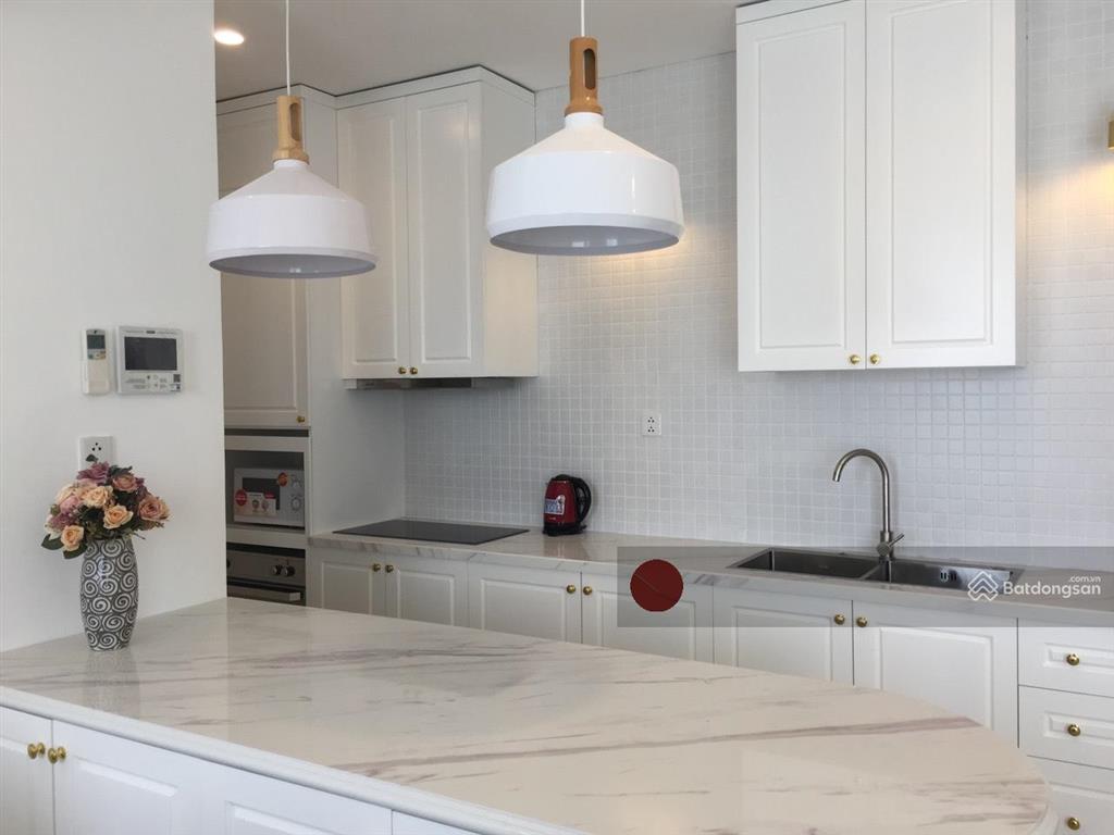 Tin và hình xác thực 200% || 2 phòng ngủ view nội khu  ban công hướng tây  dt 89m2  giá 11,5 tỷ