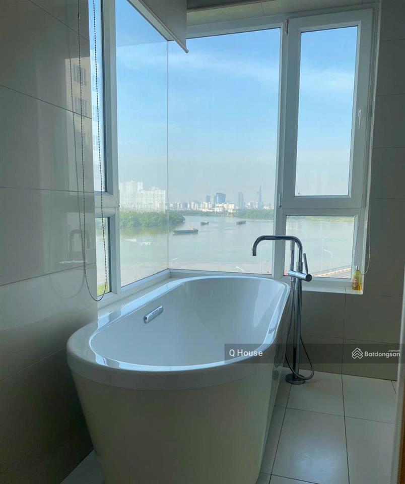 Xác thực hình thật  view thật | 2 phòng ngủ dt lớn 125m2 | trực diện sông | sẵn sổ | 20 tỷ