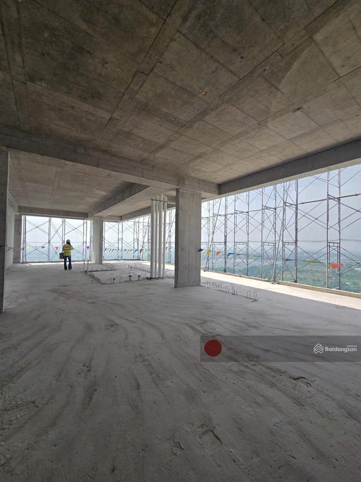 Quảng cáo penthouse 1 sàn | dt 270m2 1 sàn | giá 17,5 tỷ | mua và ký hđmb trực tiếp cđt