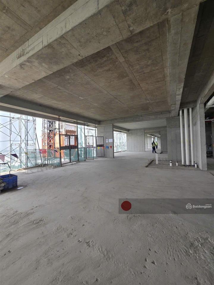 Quảng cáo penthouse 1 sàn | dt 270m2 1 sàn | giá 17,5 tỷ | mua và ký hđmb trực tiếp cđt