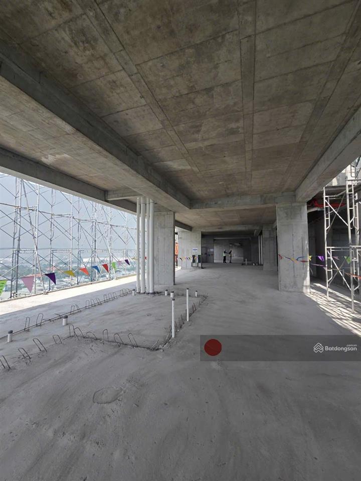 Quảng cáo penthouse 1 sàn | dt 270m2 1 sàn | giá 17,5 tỷ | mua và ký hđmb trực tiếp cđt