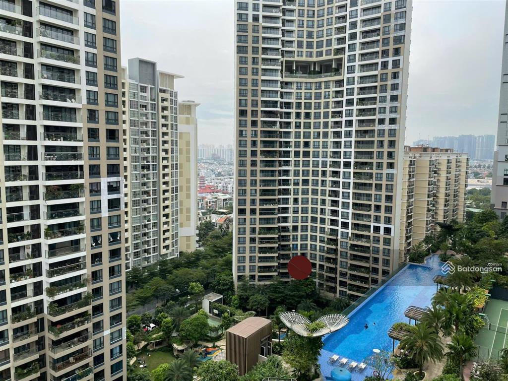 Hình nhà thực tế (kèm topic) | 2 phòng ngủ view hồ bơi | ban công rộng | giá 14,7 tỷ