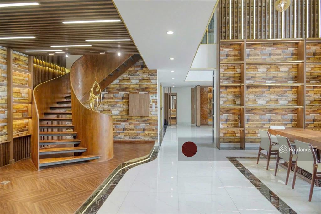 Công ty chào bán penthouse vista verde tháng 4dt 310m2|| thiết kế sang trọng  cổ điển  giá 27 tỷ