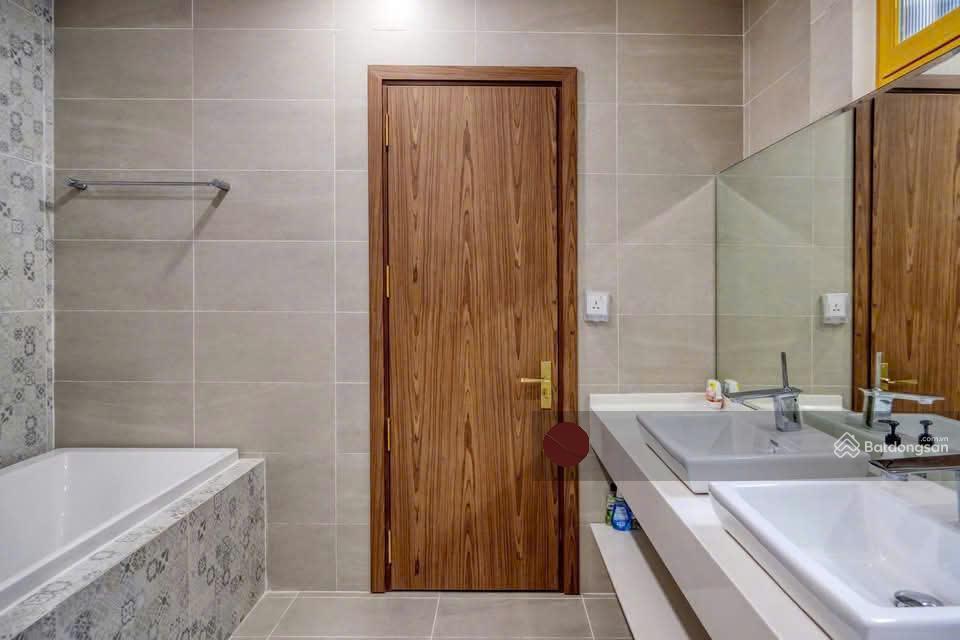 Công ty chào bán penthouse vista verde tháng 4dt 310m2|| thiết kế sang trọng  cổ điển  giá 27 tỷ