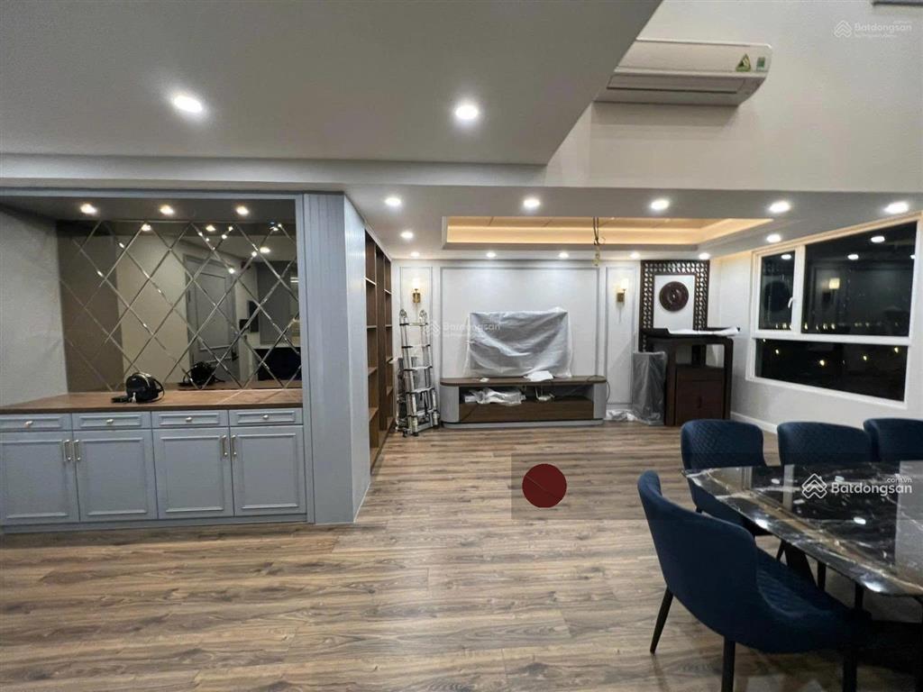 Quảng cáo (tin nào hình đó), 3 phòng ngủ thông trần 6  7 m, dt 160m², sẵn sổ hồng, giá 16,5 tỷ
