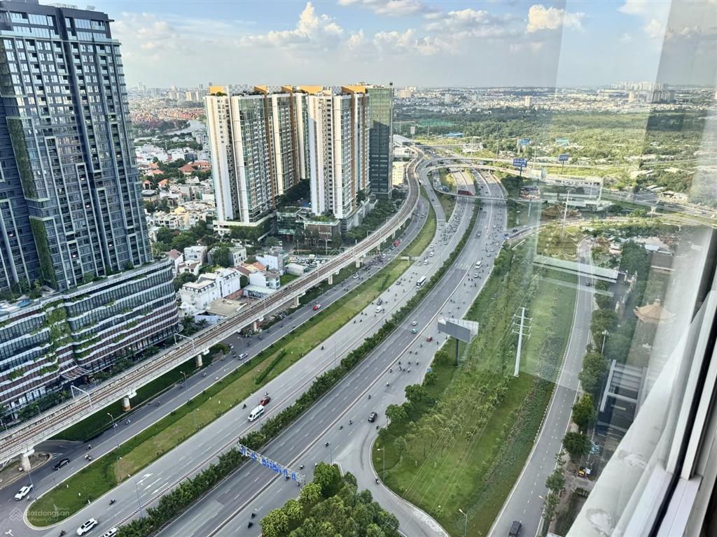 Hình nhà thực tế (kèm topic) | 3 phòng ngủ tháp tttm estella place | dt 125m² | giá 18,6 tỷ