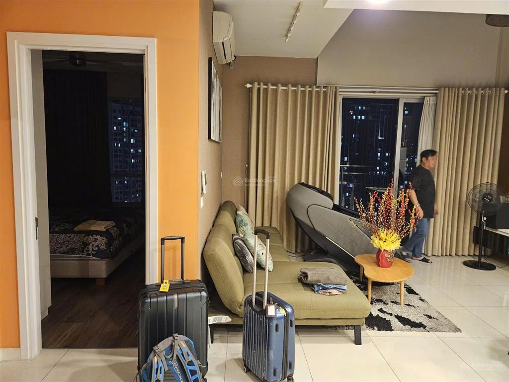 Nhà và hình thật, bán 3 phòng ngủ duplex sở hữu lâu dài, dt 121m2, giá 20 tỷ, suất nn