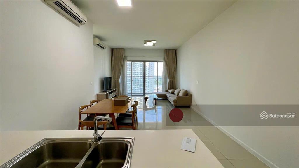 Thuê ntcb | 3 phòng ngủ | nội thất cơ bản hoặc full | tháp thương mại | giá 56 triệu/th
