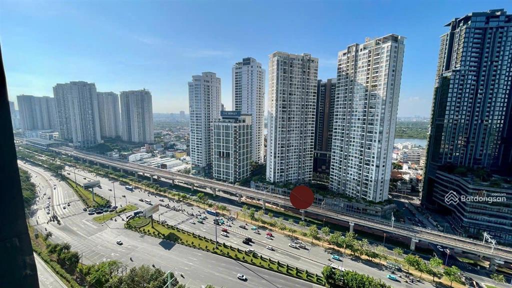 Thuê ntcb | 3 phòng ngủ | nội thất cơ bản hoặc full | tháp thương mại | giá 56 triệu/th