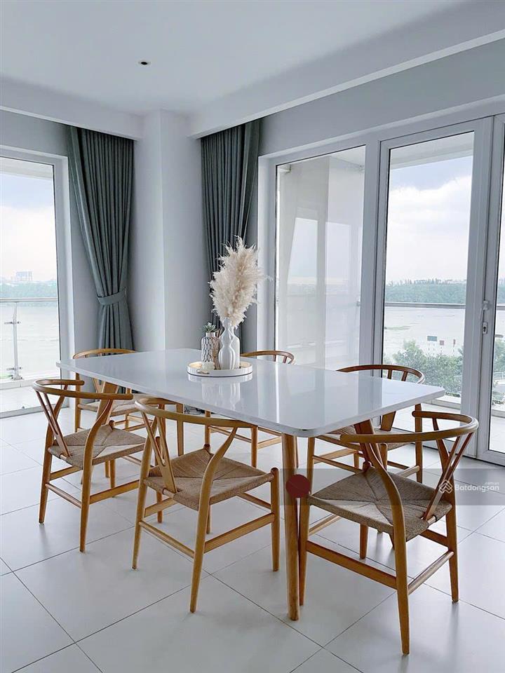 Quảng cáo nhà và hình thật | 2 phòng ngủ view trực diện sông | full | dt 180m2 | giá 50 triệu (tl)