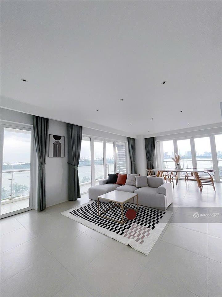 Quảng cáo nhà và hình thật | 2 phòng ngủ view trực diện sông | full | dt 180m2 | giá 50 triệu (tl)