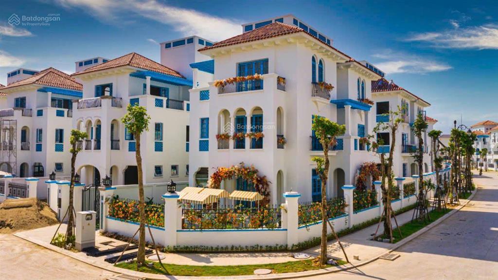 Bán cắt lỗ gấp căn bt feria bãi cháy hl, dt 235m2, giá 22,x tỷ, bao giá hời, sổ đỏ trao tay