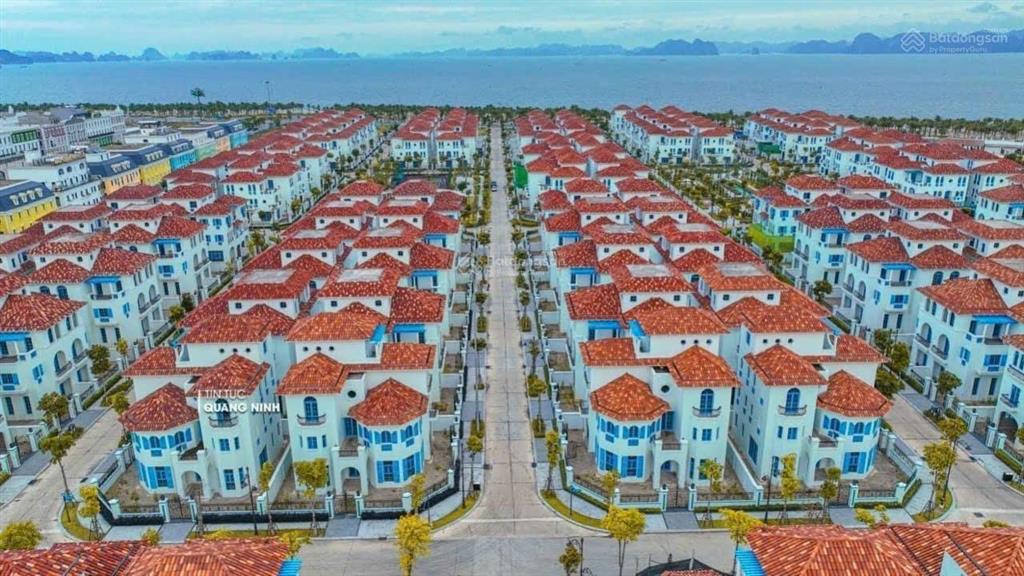 Bán cắt lỗ gấp căn bt feria bãi cháy hl, dt 235m2, giá 22,x tỷ, bao giá hời, sổ đỏ trao tay