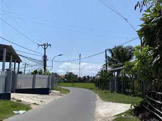 Đất nền phân khu 8, bắc vân phong, đường thông biển từ quốc lộ xuống biển, giá 15 triệu/ m2, 151 m2