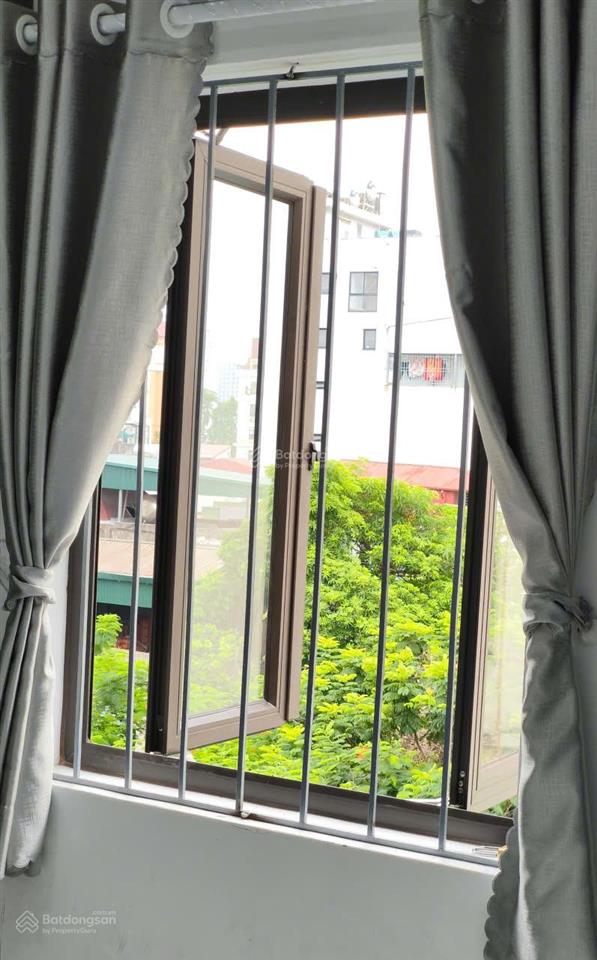 Bán nhà tập thể phố trần hưng đạo chỉ 2,3 tỷ  sổ đỏ riêng  lô góc  nhà mới sửa, nội thất mới đẹp