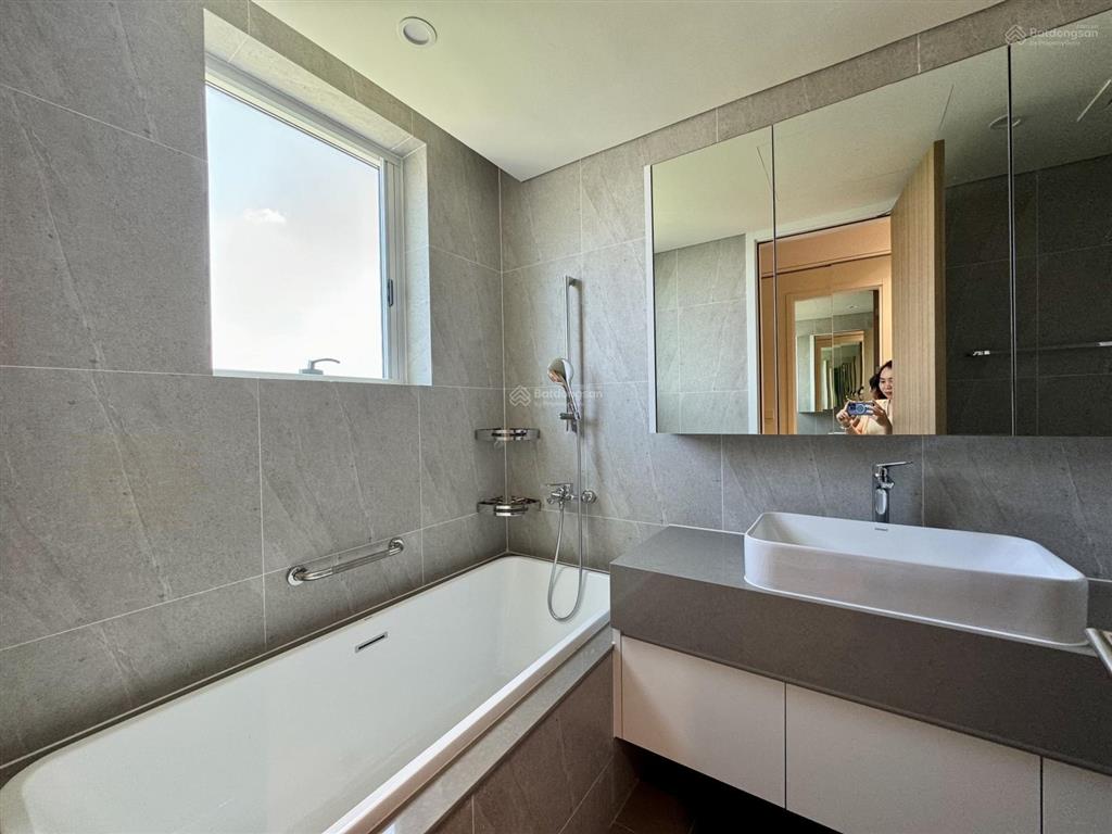 Huyền lê 3pn zeit river view sông bán gấp loại diện tích lớn  đáng mua nhất chỉ 34 tỷ