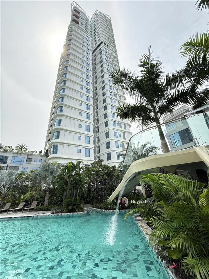 Bán nhanh 2pn đầy đủ nội thất cao cấp zeitriver. lầu cao view đẹp thoáng