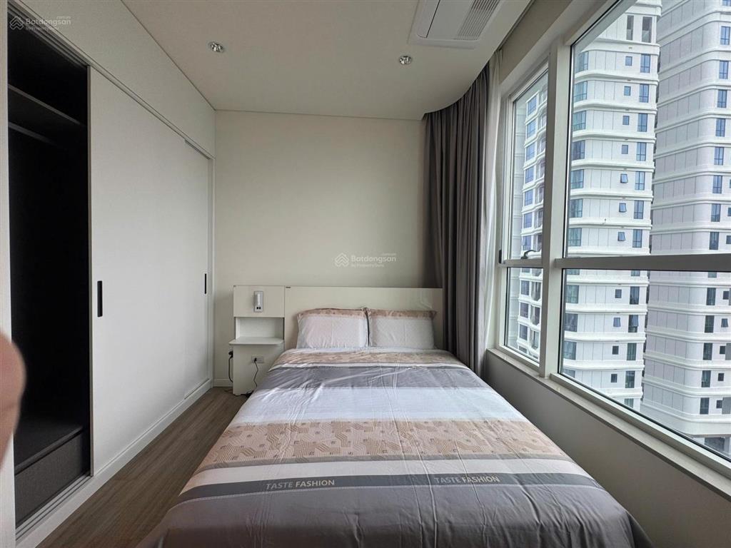 Cho thuê gấp 2pn zeitriver đủ nội thất view sông chỉ 45tr bao phí ql
