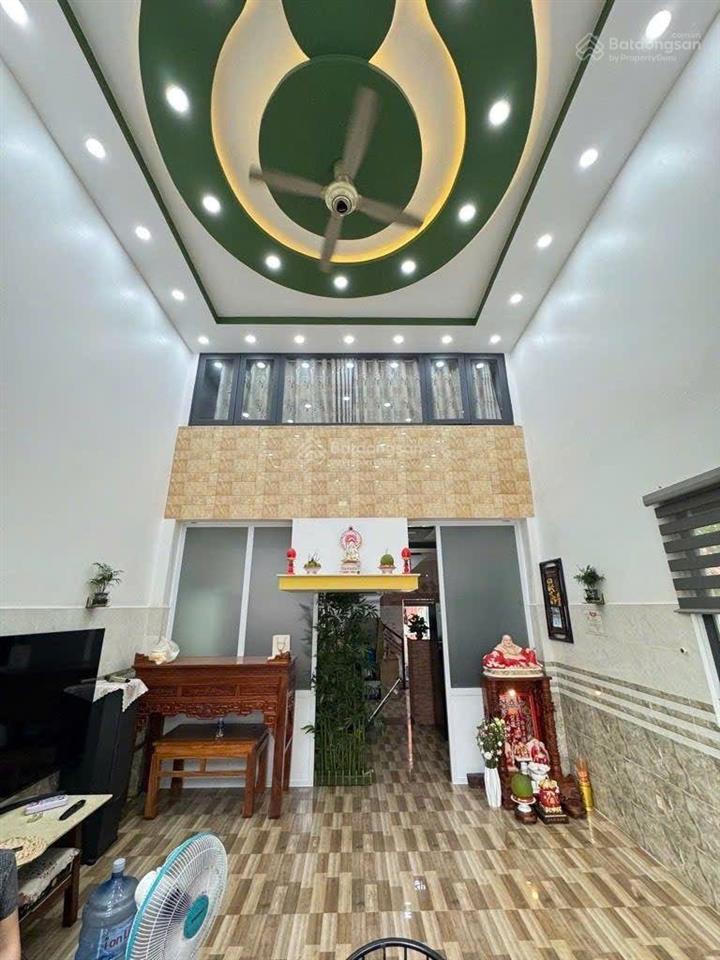 Nhà hẻm 1sẹc mặt tiền chợ nhà kinh doanh mọi ngành nghề đỉnh, bán gì cũng ok, diện tích ngang khủng