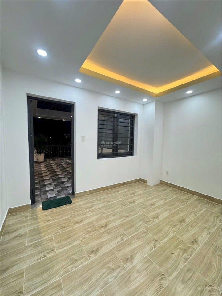 Nhà quận 6 gần trường cấp 3 mạc đĩnh chi, 3 phòng ngủ, có phòng ngủ trệt, kế chợ phú lâm.
