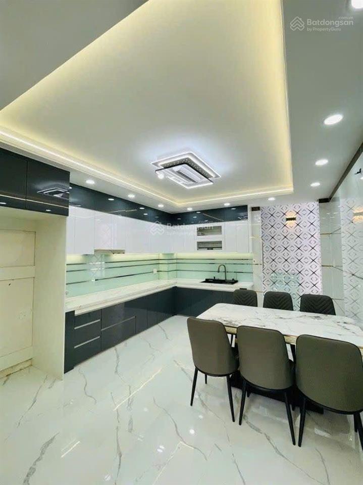 Nhà gần vòng xoay phú lâm, hẻm xe tải, tiện ích đầy đủ, nội thất đầy đủ cao cấp, vô ở liền.