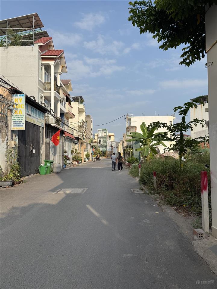 Đất đẹp ngang 4,5 m đường xe tải 339  phước long b  quận 9