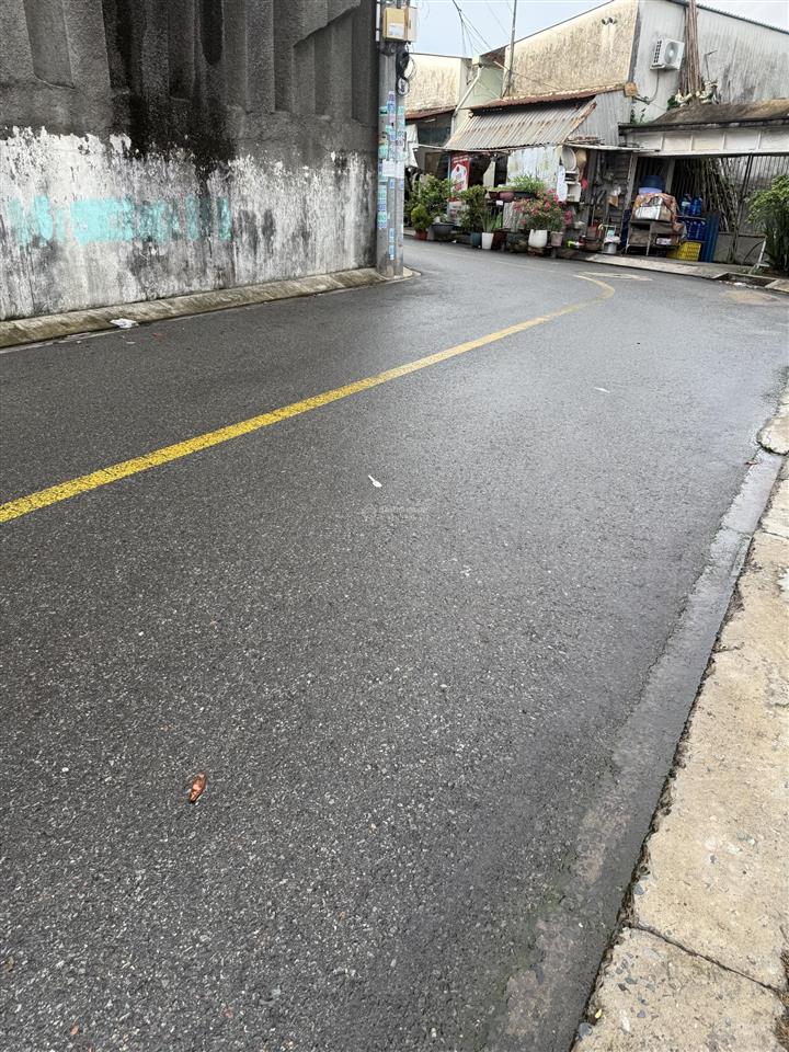 Chủ gởi bán lô đất hẻm oto ngay suối tiên  tân phú  quận 9 hcm
