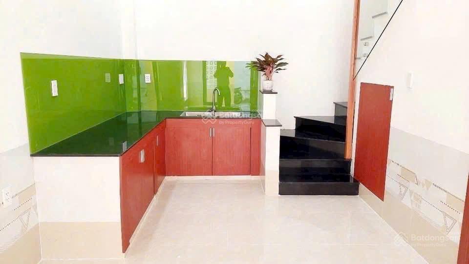 Nhà hẻm xinh  mới. ngay hẻm 212 phước long a