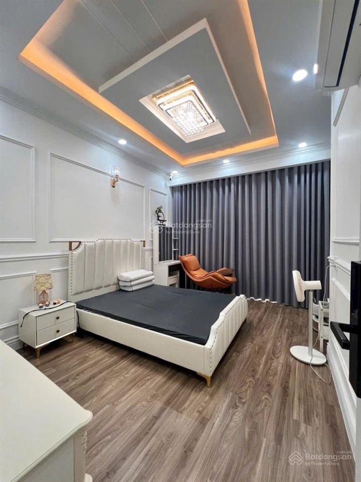 Q11. nhà đẹp  hẻm xe hơi thông  50m2 n5.3  4 tầng  lạc long quân