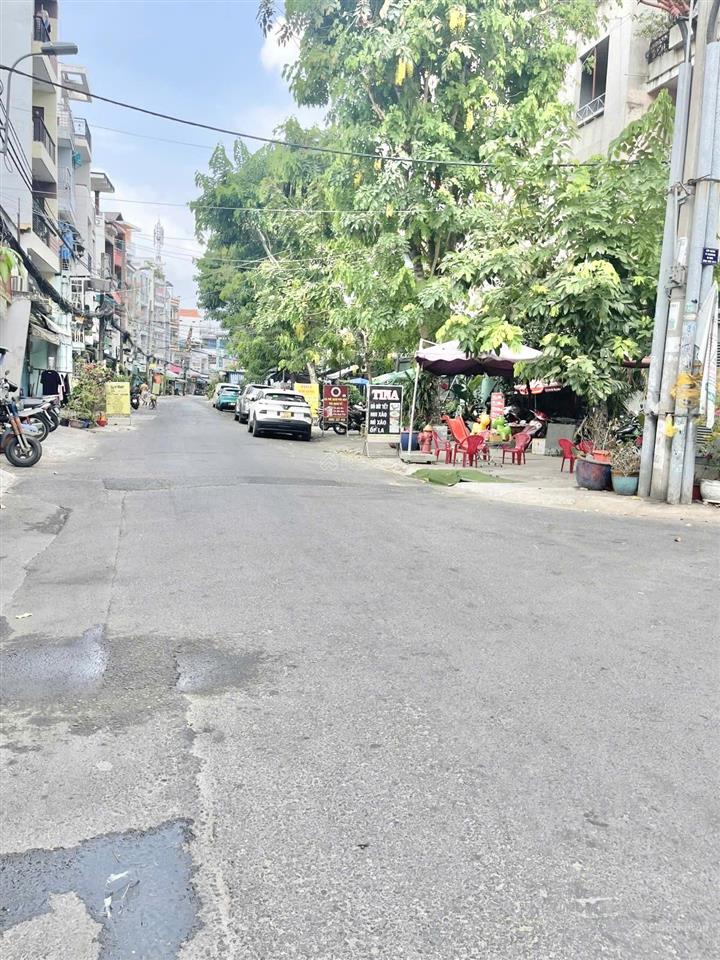 Bán nhà đội cung, q11, 390m2,,giá 68 tỷ, 3 tâng, 31 phòng cho thuê, thu nhập trên 200 triệu