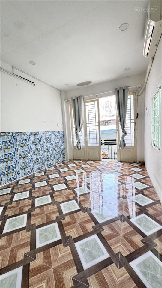 Bình thới q 11 gần đâm sen  hém ba gác thông  căn góc 2 mt  25m2  ngay trung tâm  giá 4.090 tỷ