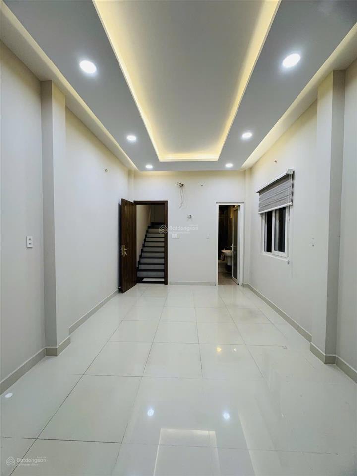 Siêu phẩm lãnh binh thăng 4 tầng đẹp q 11  hém 8m thông kinh doanh  4.3m x 11m chỉ 8.x tỷ tl