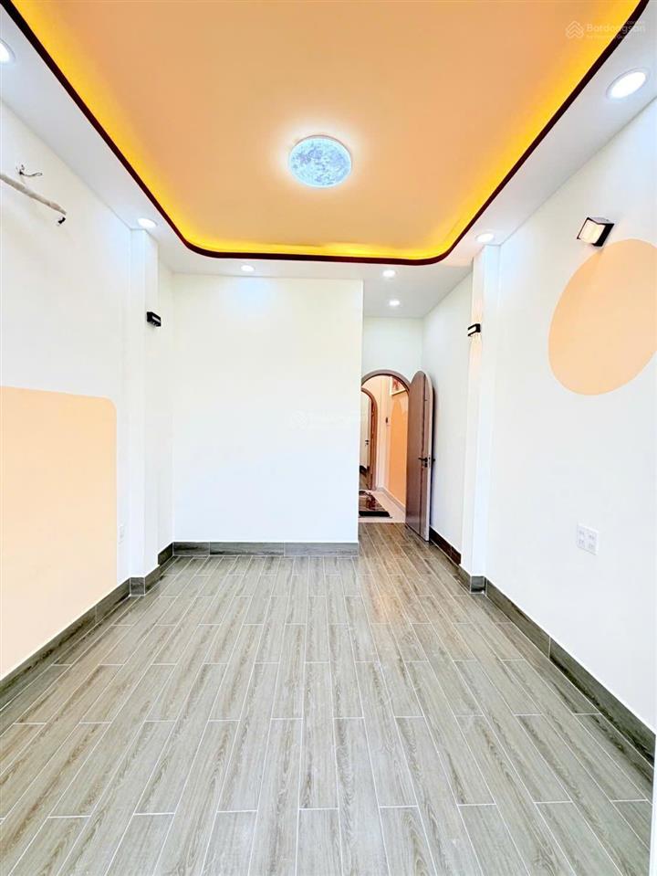 Siêu phẩm hxh hoàng xuân hoành sát mặt tiền tân phú, 4 tầng , hoàn công đủ, chỉ 6..28 tỷ