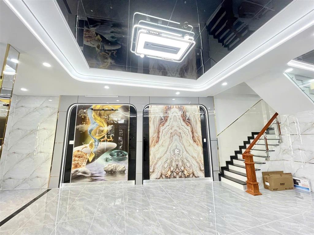 Siêu phẩm 5 tầng lô góc  hoàng xuân hoành, tân phu  oto đến nhà  8,6 tỷ